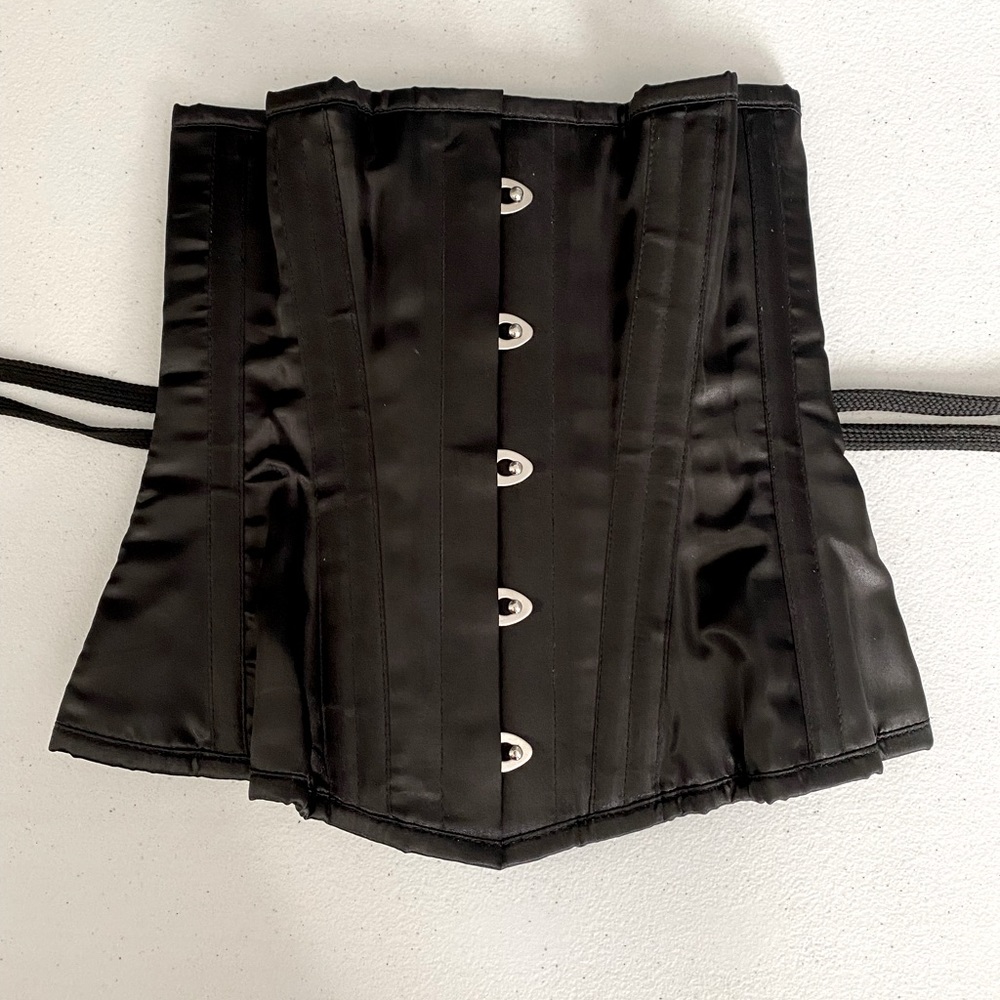 Black Corset Creations steel boned corset